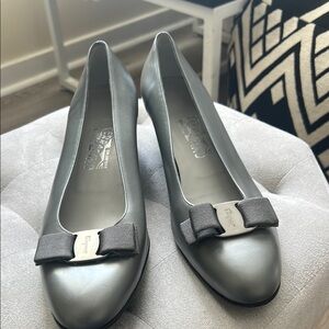 Salvatore Ferragamo Gray Flats with Bow Detail